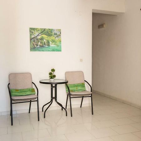 Kazakis Nikos Rooms Pitsidia Exterior foto